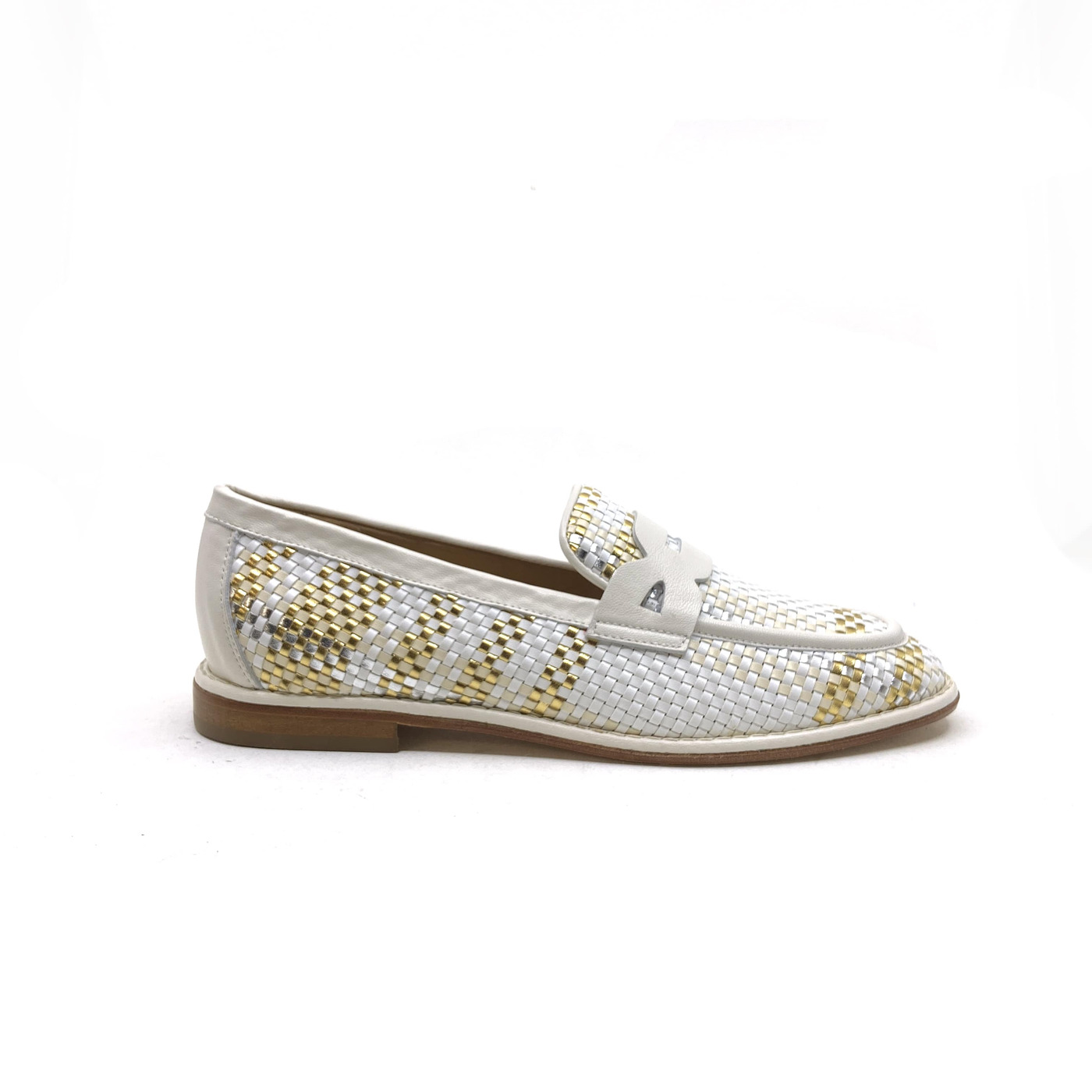 Xsa moccasin wit