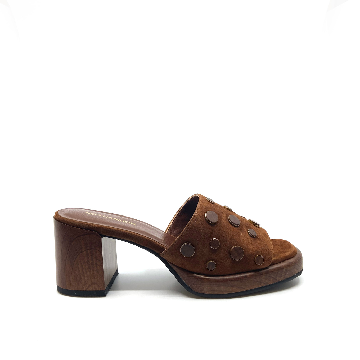 Noa Harmon slipper bruin